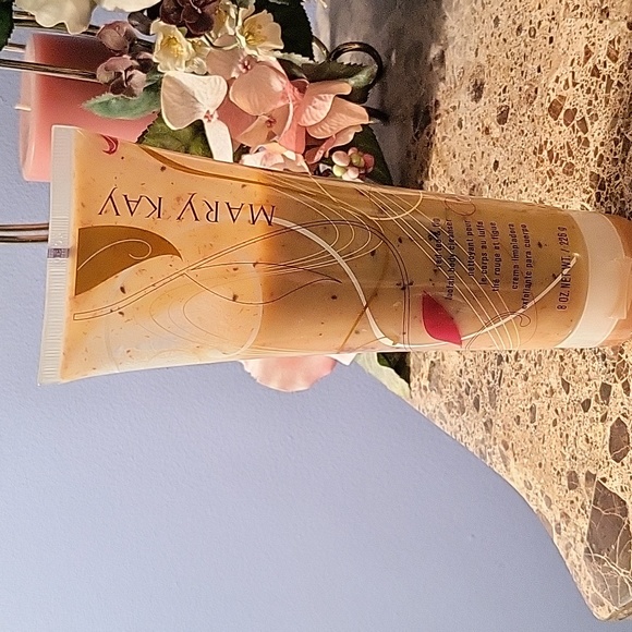 Red Tea & Fig Body Collection - Picture 4 of 7